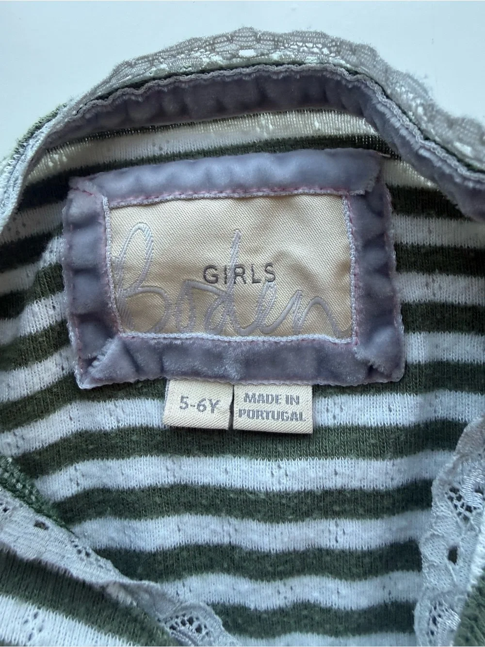 Mini Boden Striped Pointelle Long Sleeved Tee Green and White Size 5/6